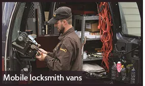 Phoenix General Locksmith Phoenix, AZ 602-687-1817 Phoenix General Locksmith Phoenix, AZ 602-687-1817 - eme-cont-01